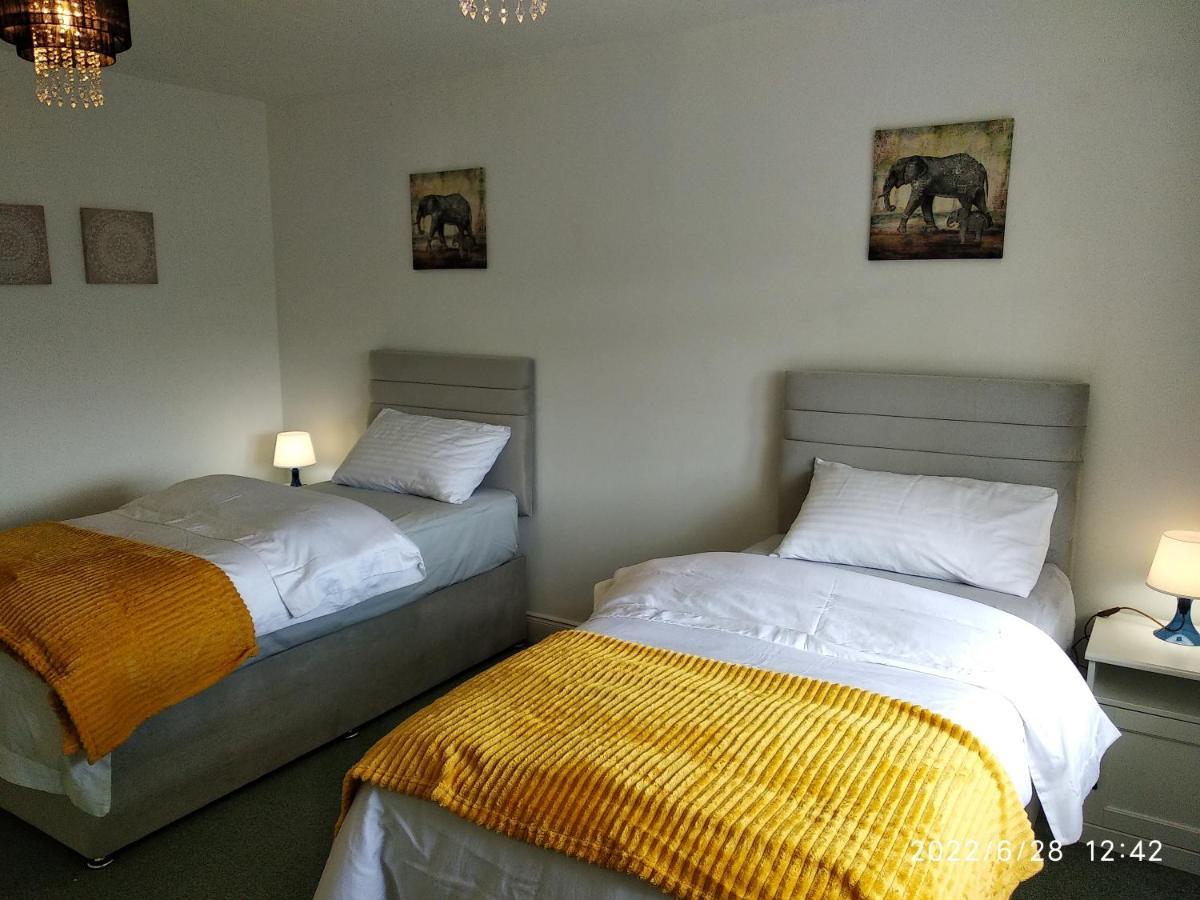 Cottage With Panoramic Views Kirk of Shotts Ngoại thất bức ảnh