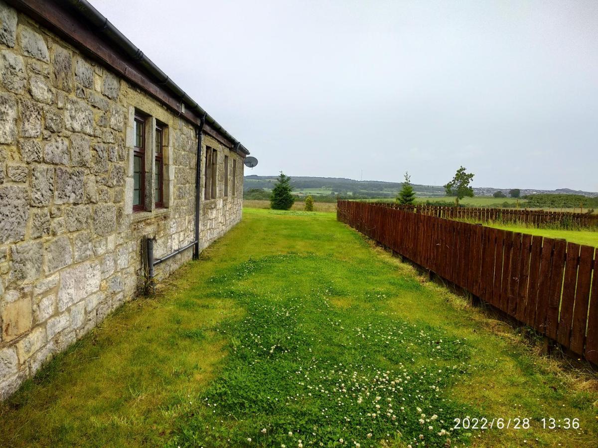 Cottage With Panoramic Views Kirk of Shotts Ngoại thất bức ảnh